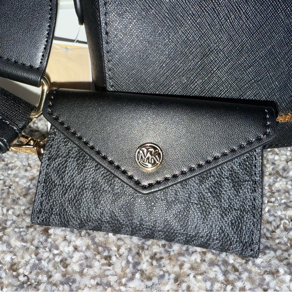 Michael Kors black crossbody purse with mini pouch NWT - Picture 2 of 10
